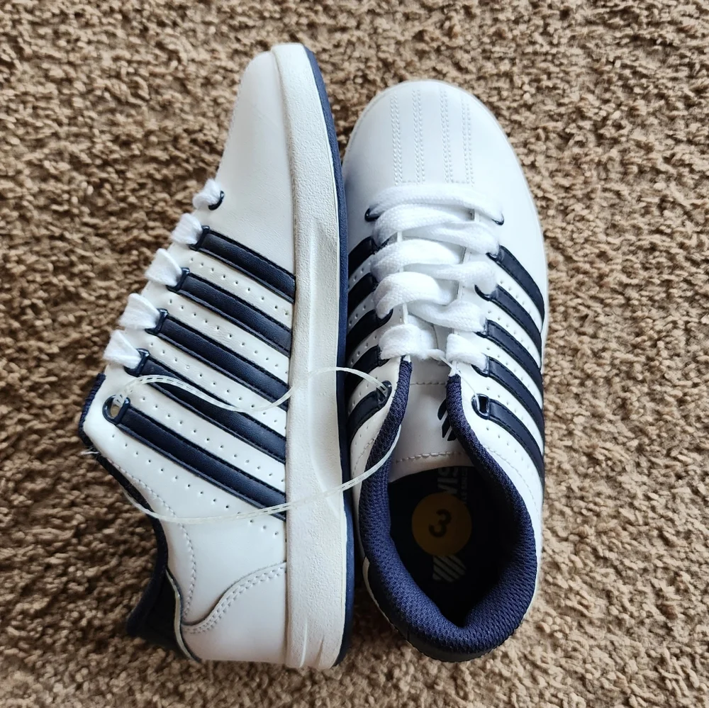 K-SWISS Boys Shoes (3) - Picture 7 of 10